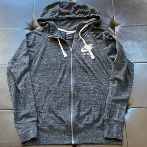 Women Nike Hoodie sweatshirt.  Zip Up. Size Medium